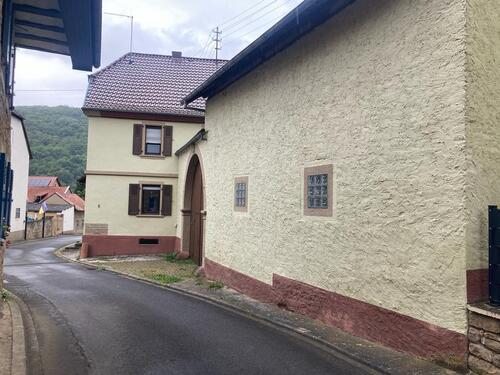 Foto - Bauernhaus, Landhaus zum Kaufen in Rehborn