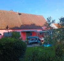 Freistehendes Einfamilienhaus mit großzügigen Garten - Kolitzheim