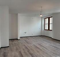 2-Zimmer-Wohnung im Denkmalobjekt – mit Schlossblick in Ellingen