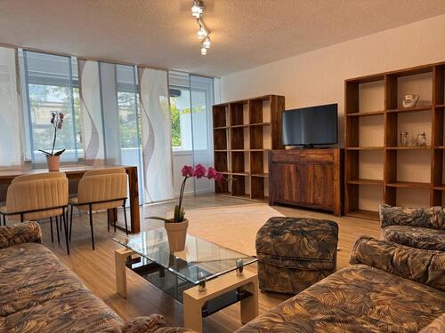 Foto - Moderne und helle 3-Zimmer Wohnung möbliert & renoviert S-bahn fußläufig