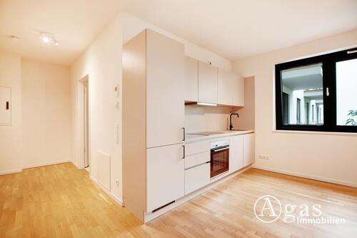 Foto - Clever geschnittene, helle 2 Zimmer Wohnung mit ca. 54m², EBK und Fußbodenheizung in Berlin-Mitte