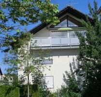 5 Zimmer DG-Wohnung 2 Balkone und Einbauküche in Untermeitingen