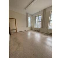 Günstige und Helle Büro-, Atelier- oder Lagerfläche - Chemnitz Helbersdorf