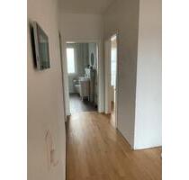 Moderne helle 2-Zimmer-Dachwohnung (68 m²) - Gaildorf