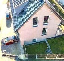 Neuwertige, moderne 4-Zi DHH, BJ 09, Garten, Garage, EBK, Kamin - Heinsberg
