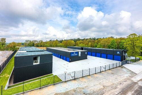 Foto - Garage, Lager, Storage, Möbel, Oldtimer, Wohnmobil