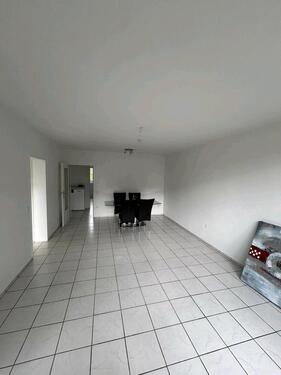 Foto - 3-Zi-Wohnung mit EBK, Bad, Balkon & Waschmaschine in Moers-Vinn