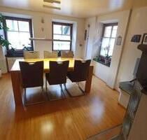 Großzügige 5-Zimmer-Wohnung mit historischem Charme in Weinsberg-Grantschen – von privat