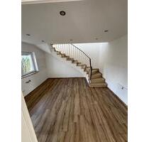 4-Zi.-Maisonette mit Balkon – ab sofort (Stellplatz optional) - Straubing