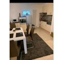 **TOP LAGE** Attraktive Voll-möblierte 2-Zimmer-Wohnung in Singen - Singen (Hohentwiel)