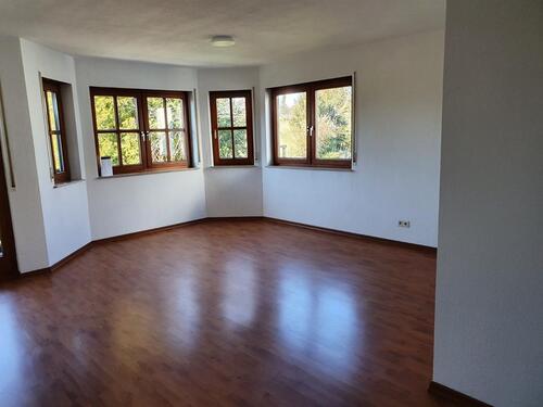 Foto - Helle gepflegte 2-Zimmer-Wohnung mit kleinem Balkon und Einbauküc