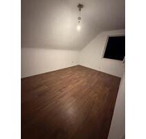 Kernsanierte Dachgeschosswohnung ca. 85 m² - Lüdenscheid Othlinghausen