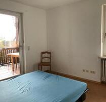 Biete WG Zimmer an - 650,00&nbsp;EUR Kaltmiete, ca.&nbsp; 18,00&nbsp;m&sup2; in Tutzing (PLZ: 82327)