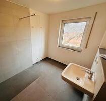 Erstbezug Moderne 5-Zi. Whg Balkon|Stellplatz|Glasfaser|Parkett - Burgdorf