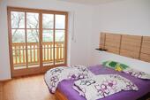 Foto - Helle 3,5-Zimmer Wohnung (95 m²) mit Balkon und EBK in Alleinlage