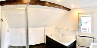 Foto - Dachgeschosswohnung in zentraler Lage mit neuer Einbauküche