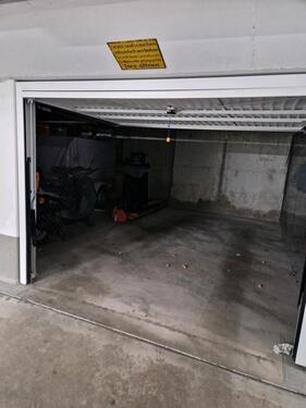 Foto - Tiefgarage - 100,00 EUR Miete,