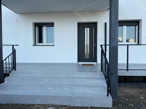 Foto - Modernisierte 2-Zimmer Wohnung AUCH NUTZBAR FÜR PRAXIS ODER BÜROS