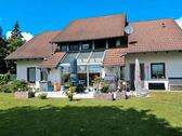 Foto - Schönes Haus mit 3 abgeschlossenen Wohnungen in Sonnefeld