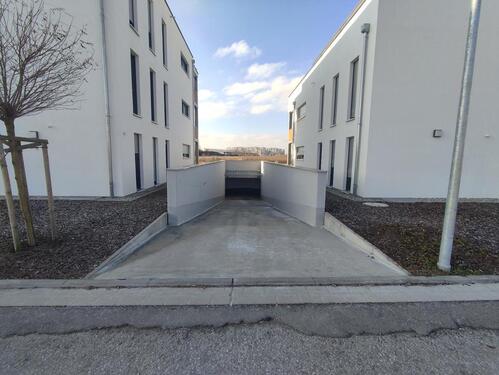 Foto - Tiefgaragenstellplatz zu vermieten Stellplatz Tiefgarage