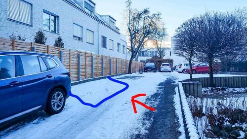 Foto - PKW Stellplatz Parkplatz Weißensee Mirbachplatz Innenhof