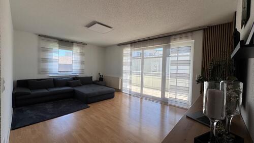 Foto - 4,5-Zimmer Wohnung in Trossingen ca. 102 m² großer Balkon Garage