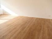 Foto - ERSTBEZUG 2025! Sehr hochwertige neue Komfort-Wohnung mit Einbauküche, neuem Bad und Balkon!