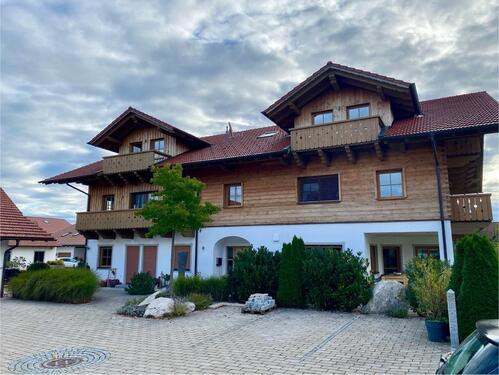 Foto - 100qm Wohnung für Mitarbeiter oder als Büro Praxis zu nutzen