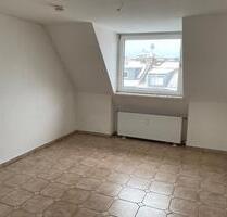 DG.-Wohnung, ideal für 2er-WG, in Düsseldorf Nähe Fürstenplatz