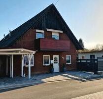 Gepflegte Doppelhaushälfte-103 m²• 4 Zi. - Puderbach