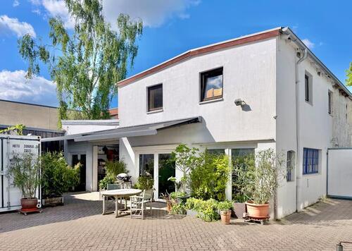Foto - Modernisierte Loft-Wohnfläche direkt am Wasser