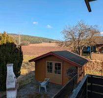 Gepflegte 2,5-Zimmer Dachgeschosswohnung mit Balkon - Weidenberg