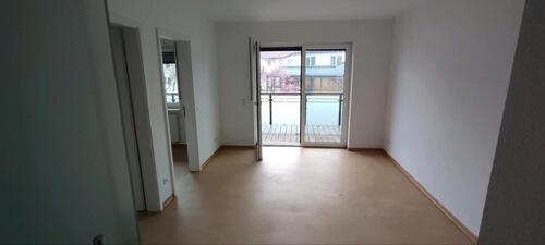 Foto - Helle 2-Zimmer-Dachgeschosswohnung mit großer Dachterrasse