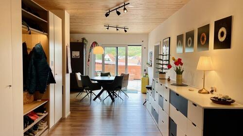 Foto - Großzügige 5-Zimmer-Wohnung im modernen Massivholzhaus