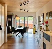 Großzügige 5-Zimmer-Wohnung im modernen Massivholzhaus - Neubrunn
