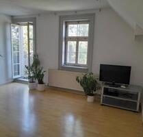 Charmante lichtdurchflutete 2.5-Zimmer Altbauwohnung in Ilshofen