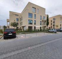 Parkplatz Bornstedter Feld - 30,00 EUR Miete, in Potsdam (PLZ: 14469)