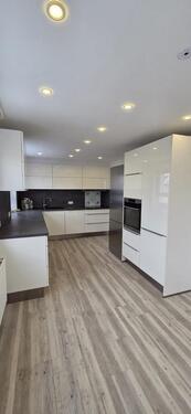 Foto - Modernisierte 3-Zimmer-Wohnung mit Terrasse und Garten