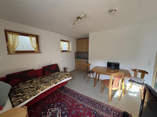 Foto - 1 Zimmer möbliert Lindenstraße souterrain