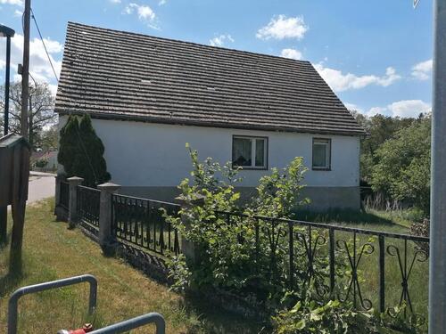Foto - Altes Bauernhaus mit Grundstück