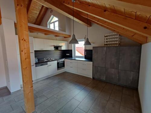 Foto - Helle 4-Zimmer-Wohnung mit Balkon und EBK in Unterneukirchen