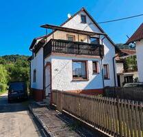 Einfamilienhaus mit NebengebäudeGarage - Meiningen