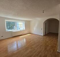 Renovierte 3 ZKB Wohnung in Kindenheim