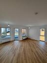Foto - Renovierte helle 3-Zimmer-Wohnung mit zwei Balkonen und TG