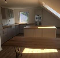 Exklusive Drei-Zimmer-Dachgeschosswohnung - Lüdenscheid Staberg