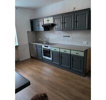 5 Zimmer Wohnung, mit Stellplatz und Balkon - Lichtenfels