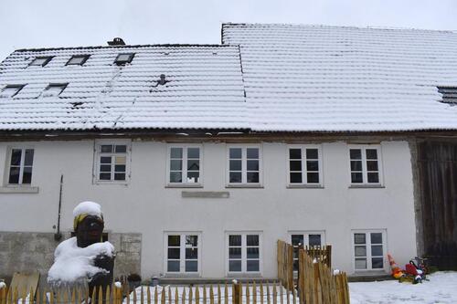 Foto - ehem. Bauernh., teilrenoviert mit Atelier und Werkstattscheune
