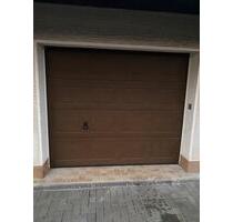 Garage + Lagerraum Werkzeugsraum zu Vermieten - Kreuztal