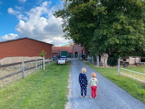 Foto - Gemeinsam ländlich Wohnen - 650,00&nbsp;EUR Kaltmiete, ca.&nbsp; 98,00&nbsp;m&sup2;