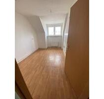 Gemütliche 2-Raumwohnung im Dachgeschoss - Bernburg (Saale)